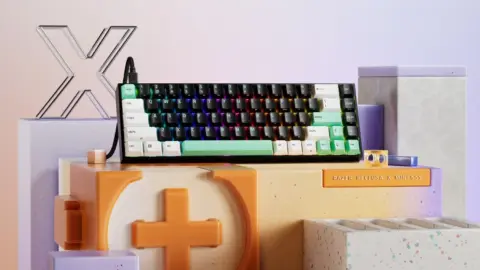 Razer Reclusa X Mini 65% Keyboard Launches for $49.99