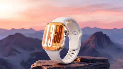 Rollme Matrix smartwatch launches with standalone 4G, 2.06-inch AMOLED display, and a pop-up camera for $89.99