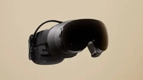Valve Steam Frame Gets Faster Charging And Better Motion Smoothing In 0.3.0 Update