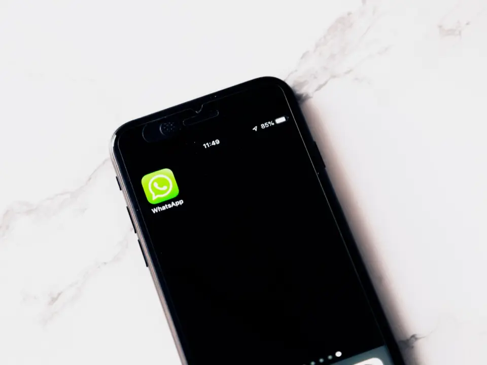 WhatsApp Drops Android 5 Support Sept 8, iOS 15.5 Required in November