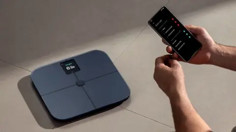 Xiaomi Body Fat Scale 4 Pro Launches with Rechargeable Battery for $30