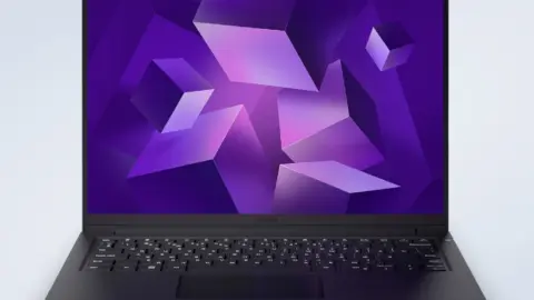 Yadro Kvadra NAU LP14: 14-inch Ultrabook with Intel Core Ultra 5