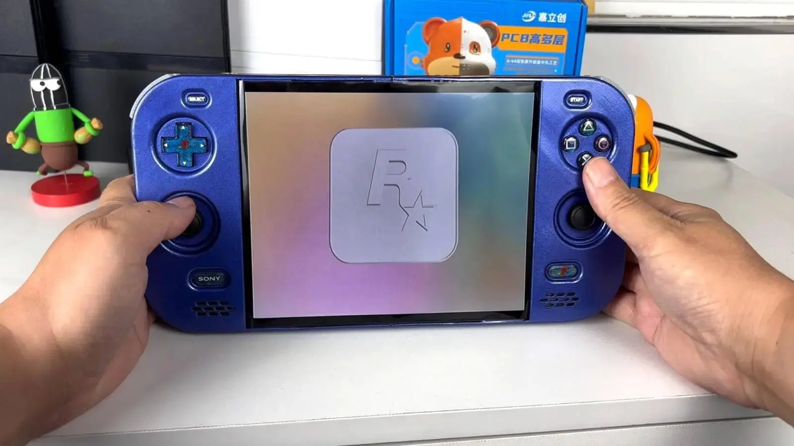 DIY folding portable PlayStation 2 console