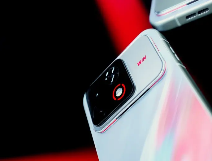 Honor Win 2 phones get 12,000 mAh batteries and active cooling fans