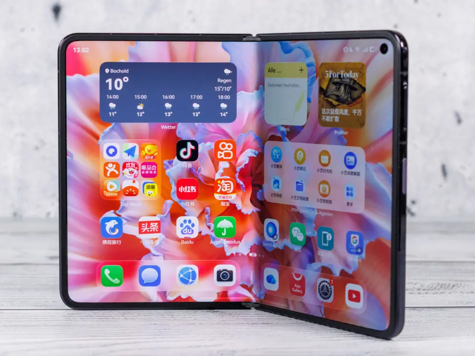 Huawei Pura X Max lacks 5G connectivity and Google Pay support in European import