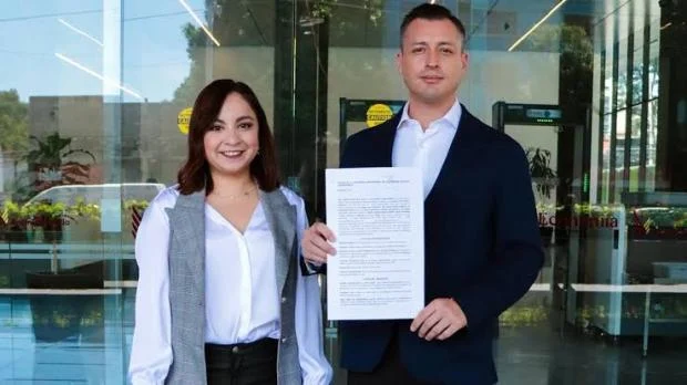 Mexican lawmakers discussing digital game ownership rights