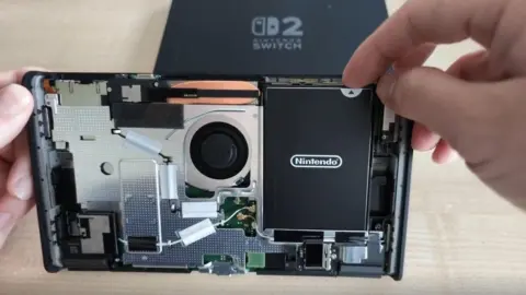 Nintendo publishes official Switch 2 battery replacement guide