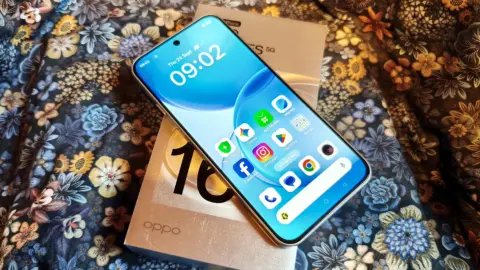 Oppo Reno 16 FS packs 6,500 mAh battery and 6 years of updates