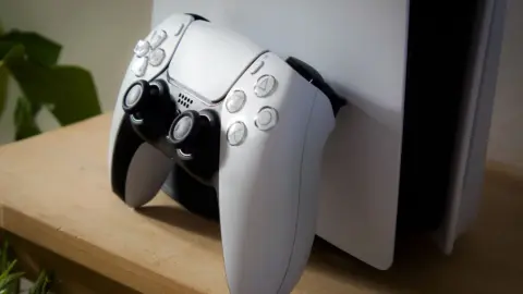 Sony Patents Controller-Input Frame Generation for PlayStation 6 to Cut Latency