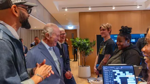 Tim Cook Declares Non-Interference as John Ternus Takes Full Control of Apple